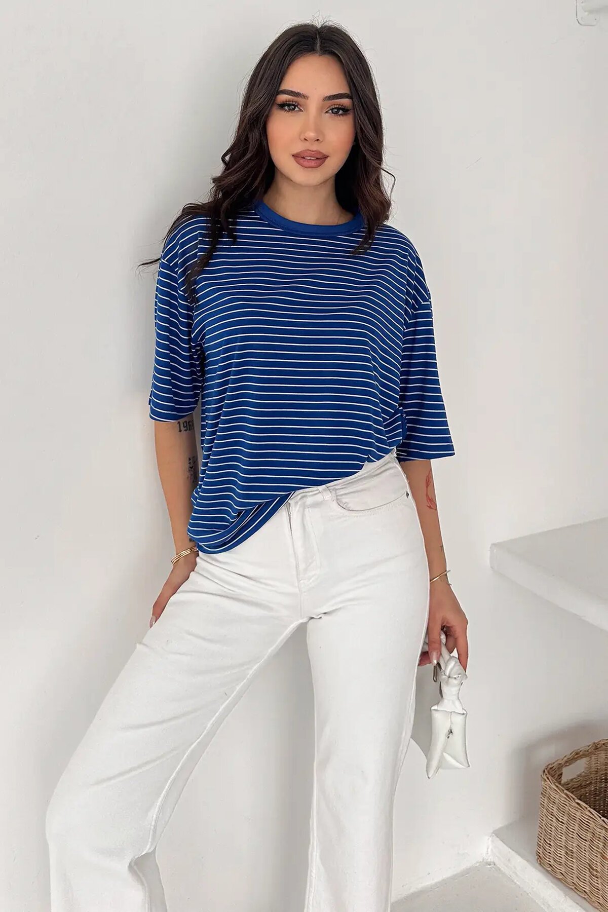 Kadın Oversize Çizgili Tişört Lacivert