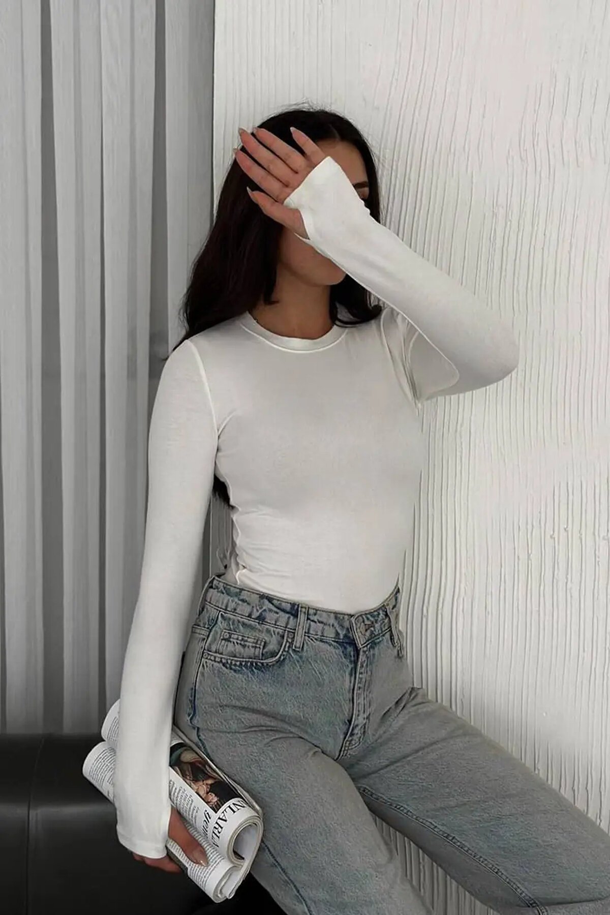 Kadın Parmak Geçmeli Uzun Kollu Bluz – Vücuda Oturan & Astarsız