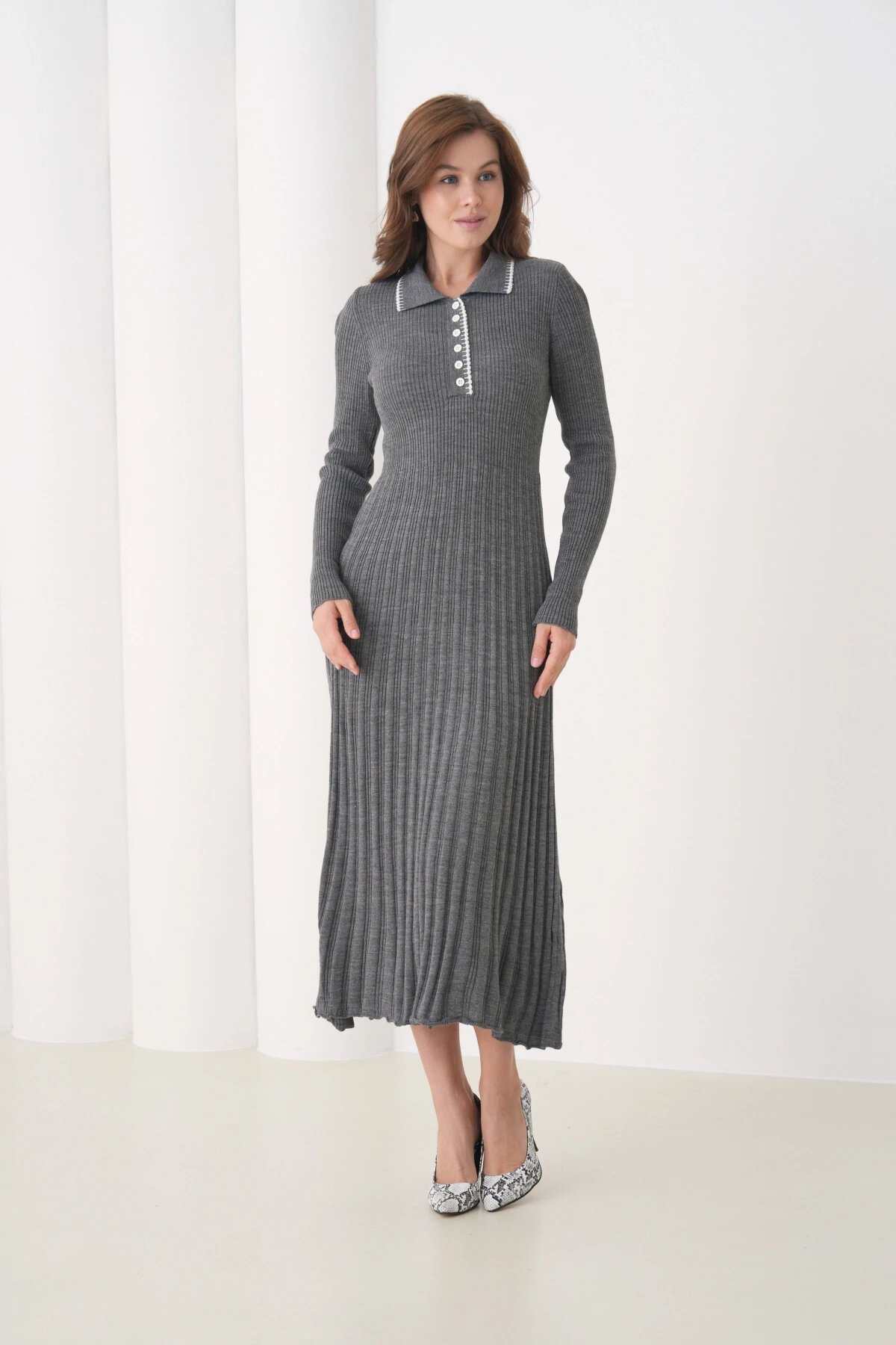 Kadın Polo Yaka Düğme Detay Kaşkorse Uzun Triko Elbise