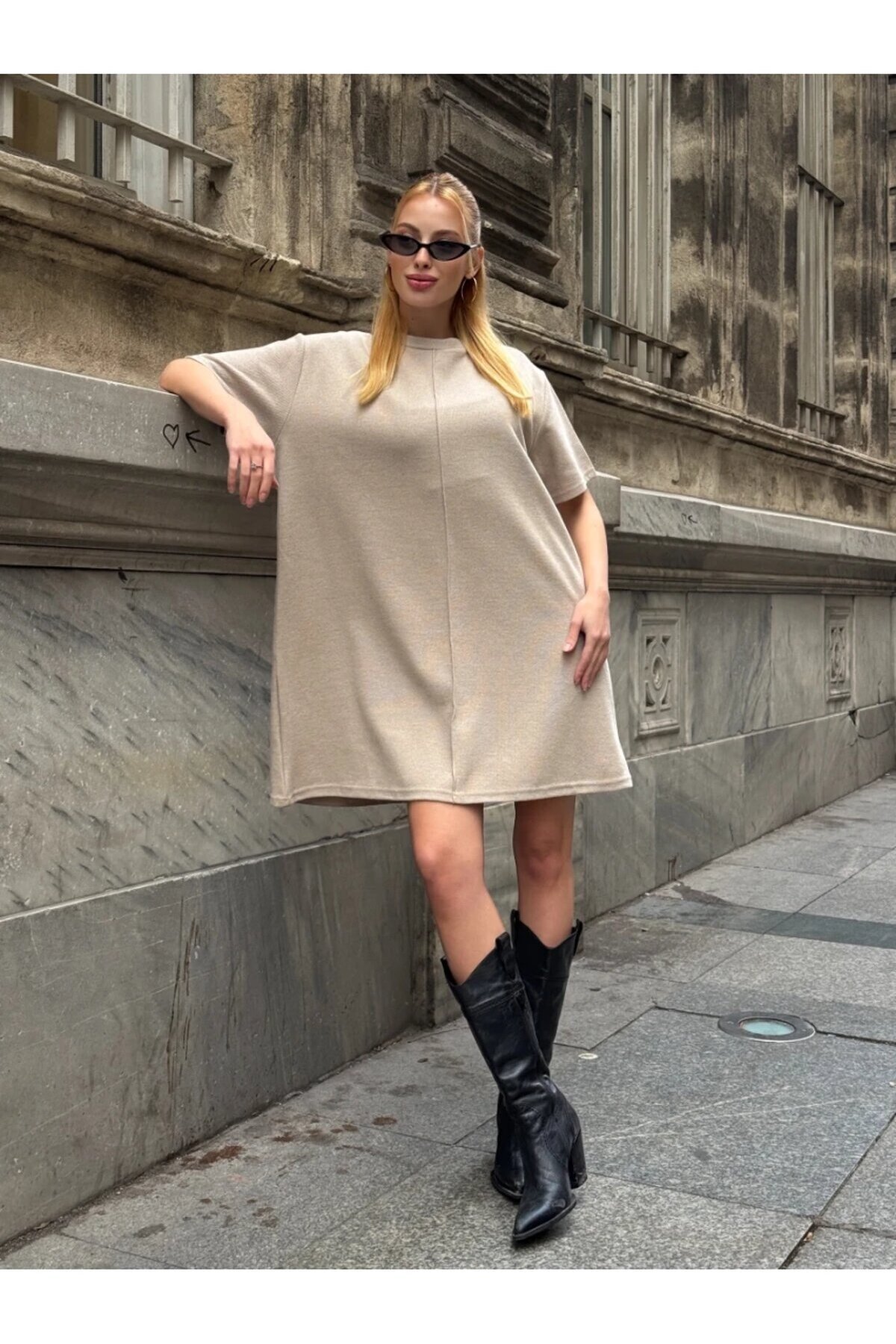 Kadın Rahat Kesim Soft Kısa Elbise Bej