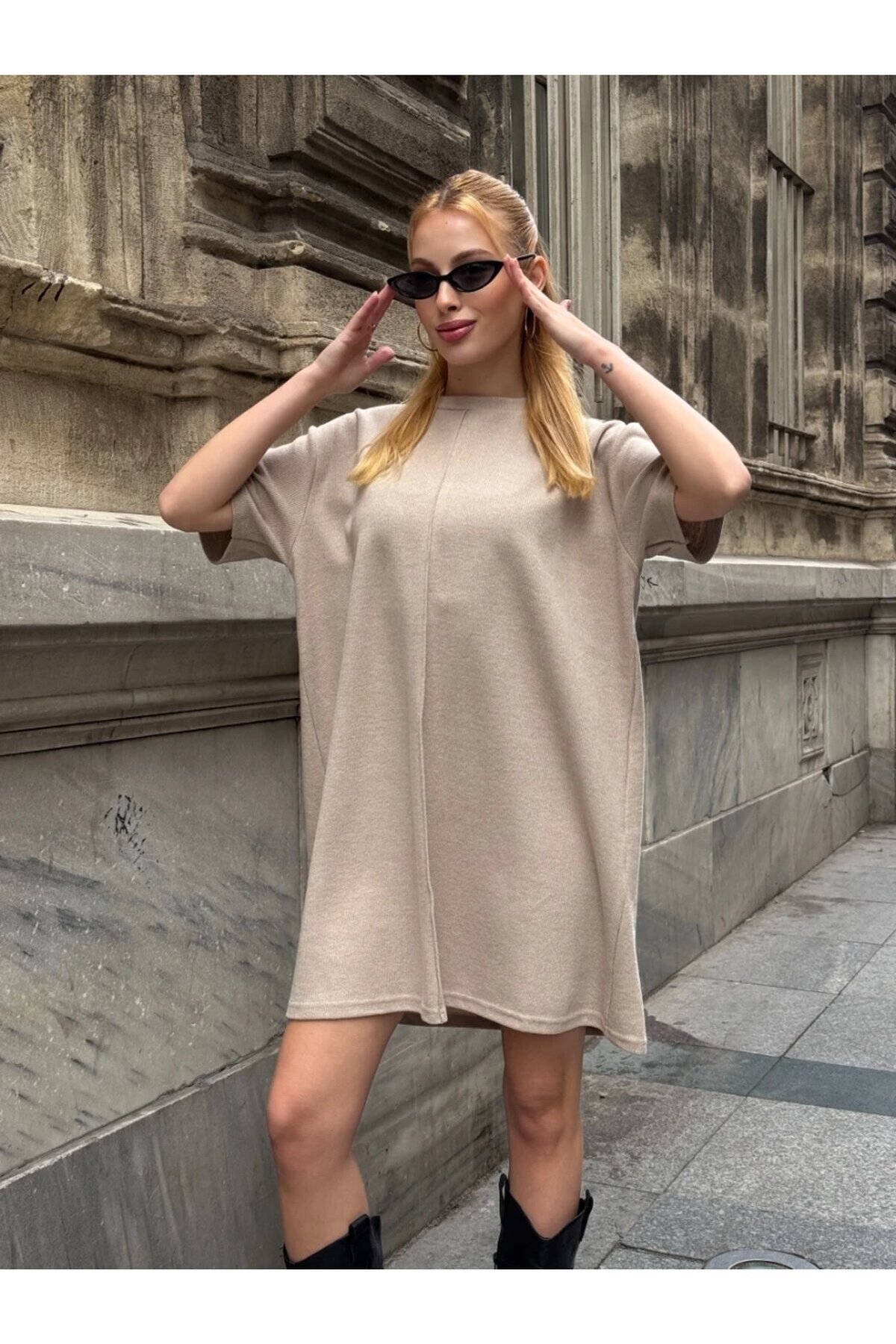 Kadın Rahat Kesim Soft Kısa Elbise Bej