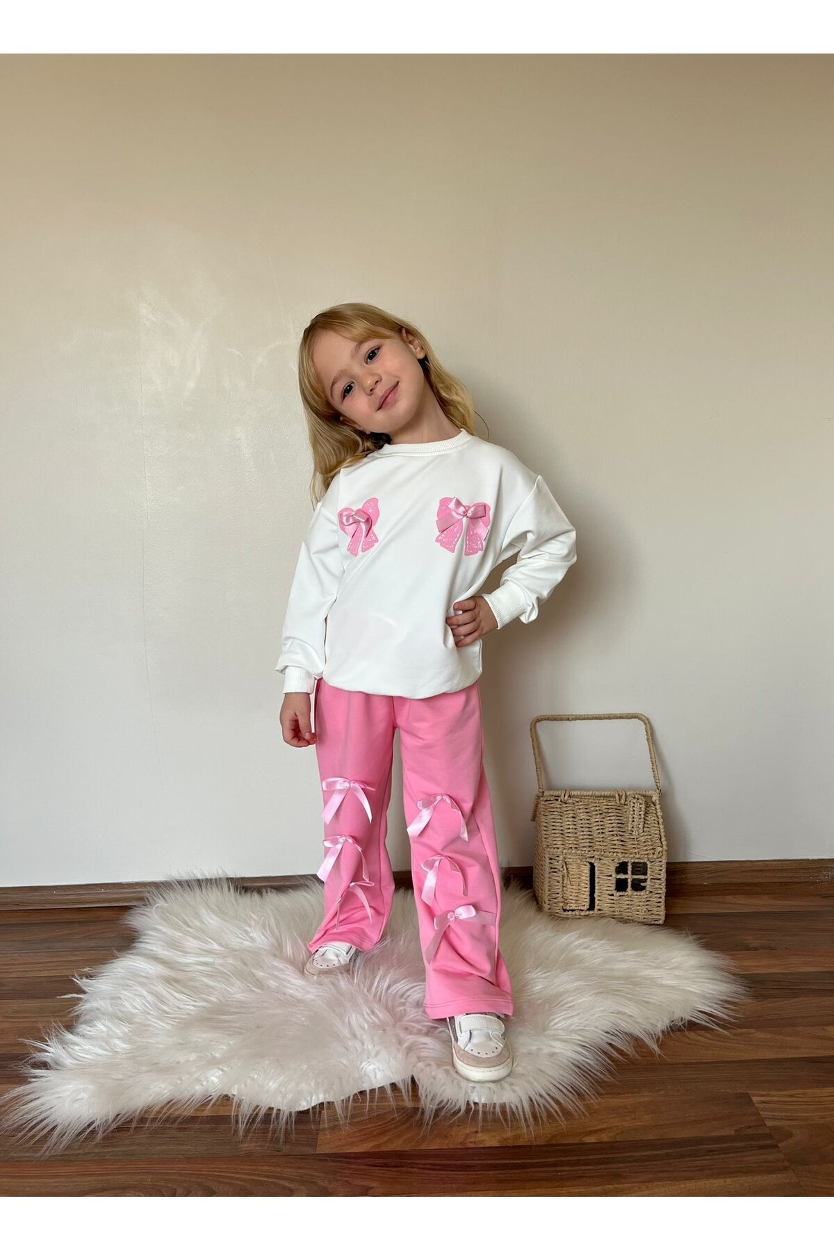 Kız Çocuk Kurdela Detay Eşofman Alt Üst Takım