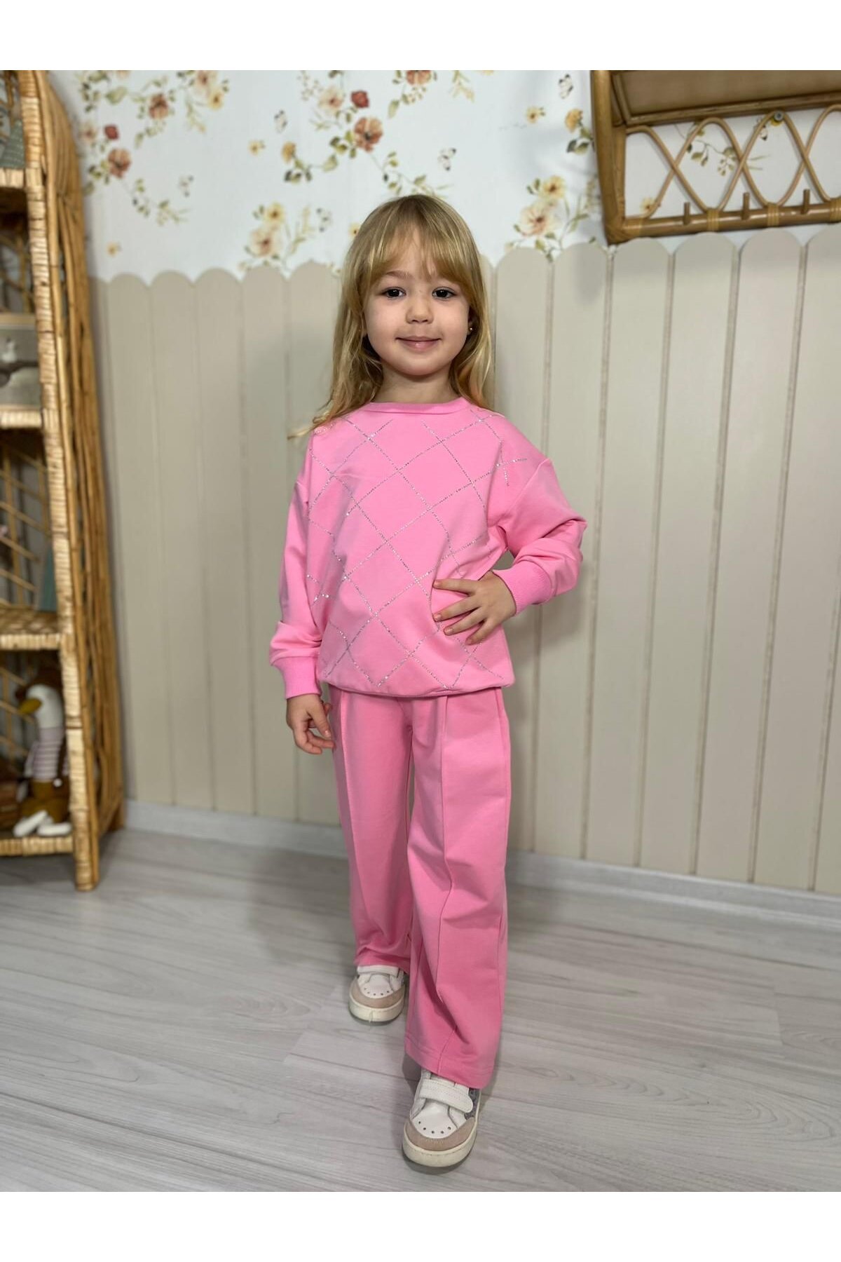 Kız Çocuk Pembe Alt Üst Eşofman Takım