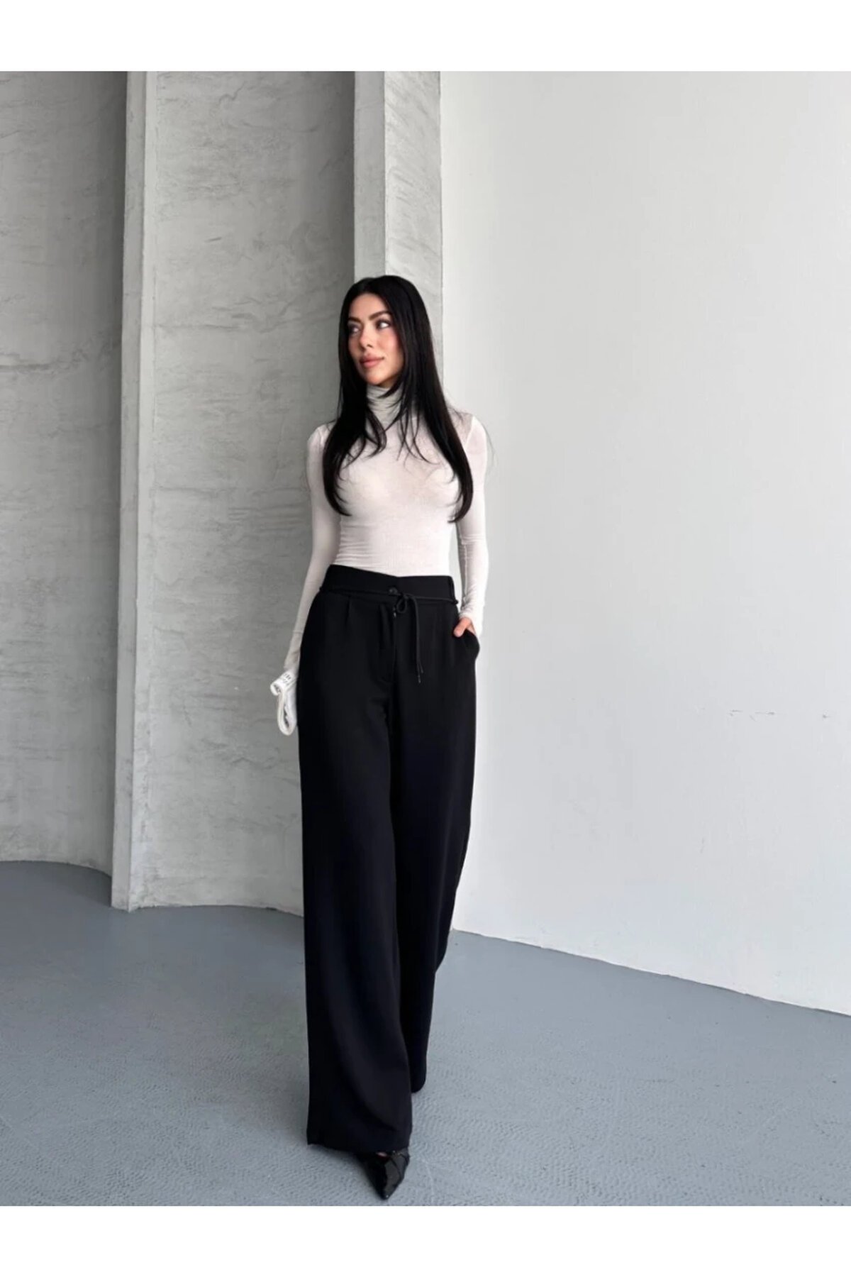 Modal Kumaş Bel Detay Pantolon Siyah