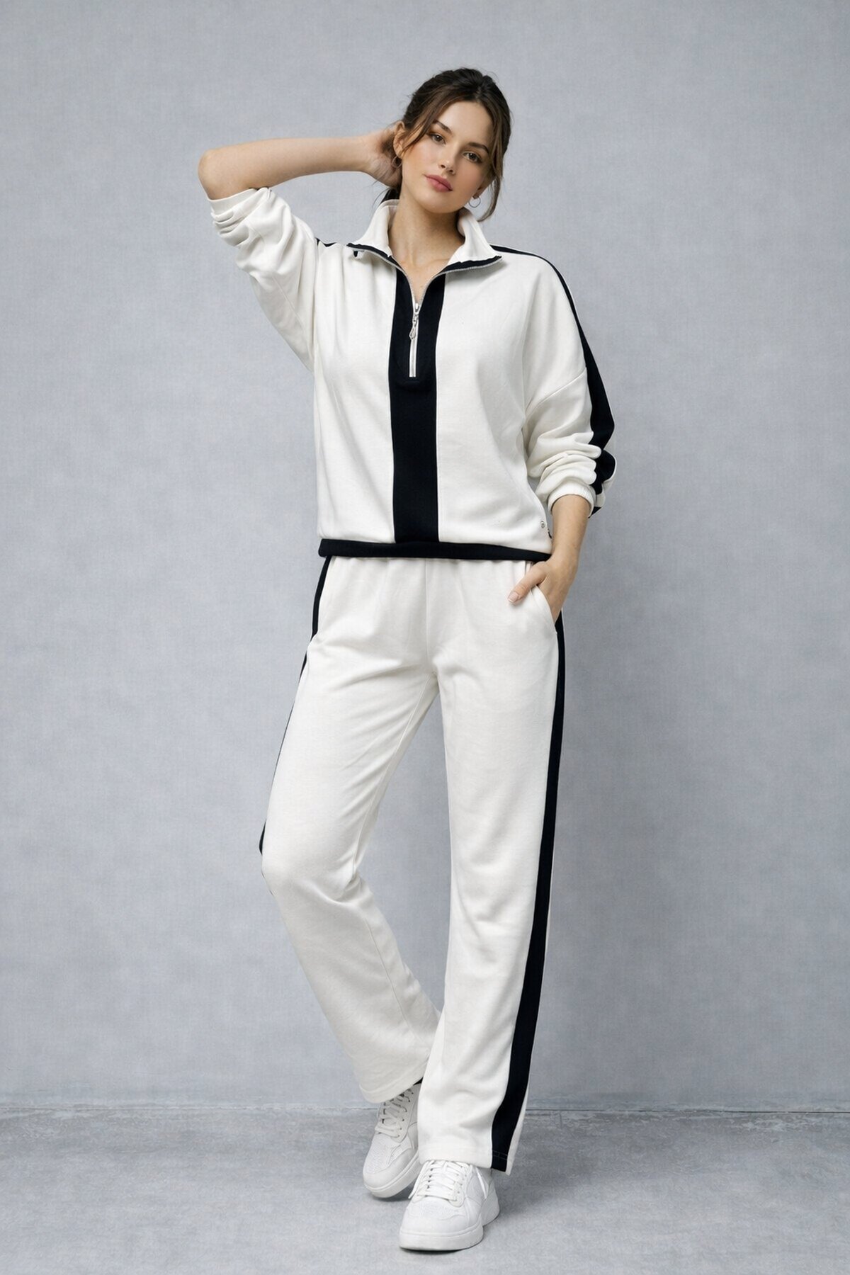 Modal Kumaş Yarım Fermuarlı Şeritli Eşofman Takımı Beyaz