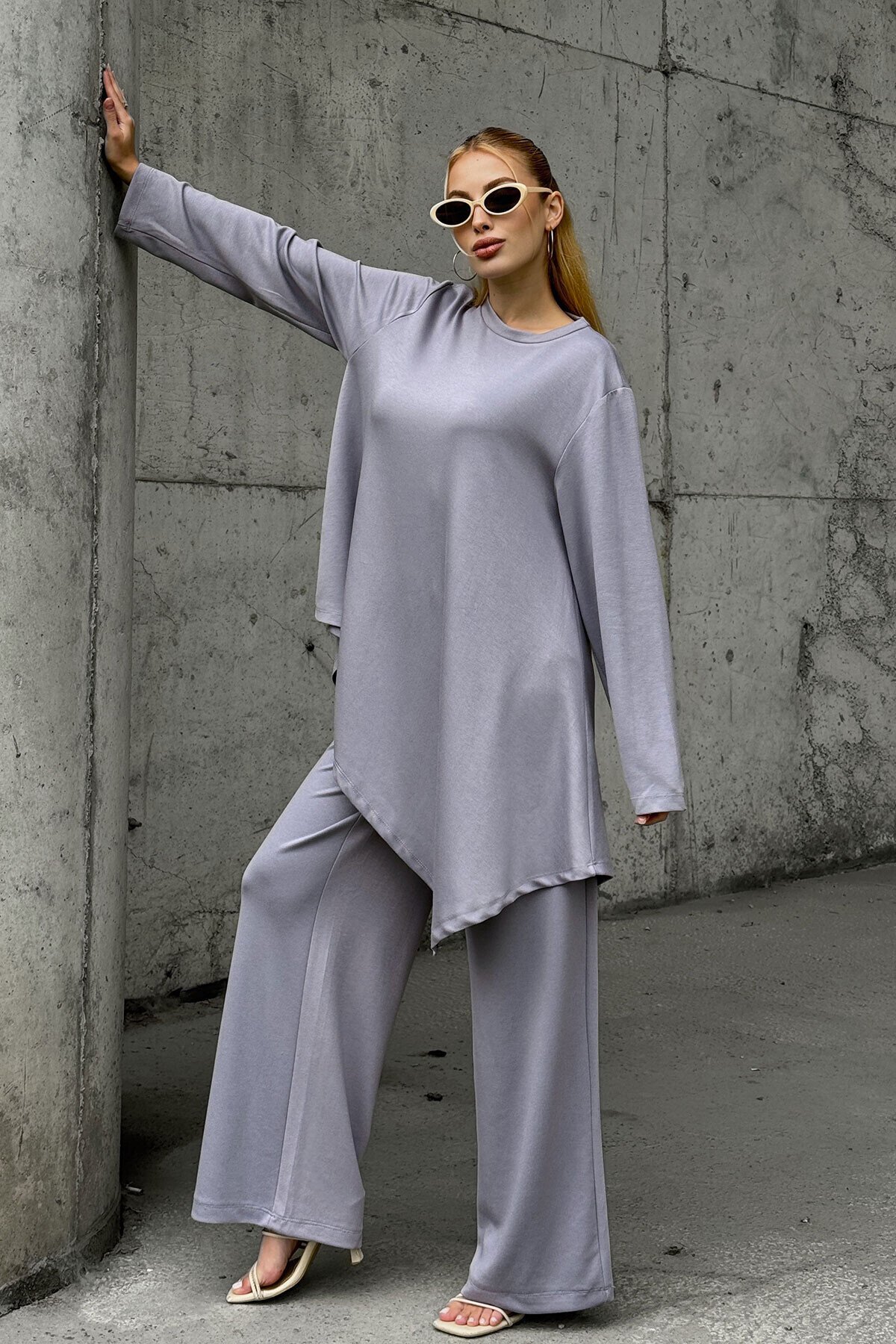 Rahat Kalıp Asimetrik Bluz Ve Pantolon Modal Kumaş Takım