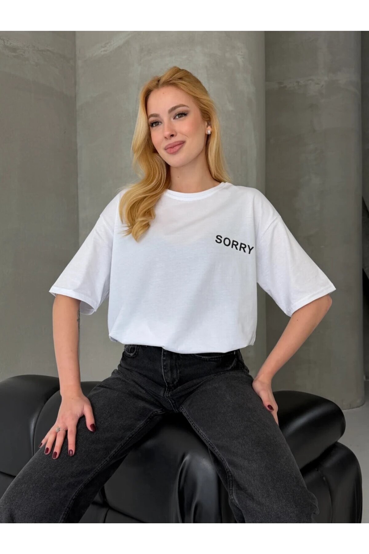 Sorry Yazılı Sırt Baskılı Oversize Kadın Tişört Beyaz