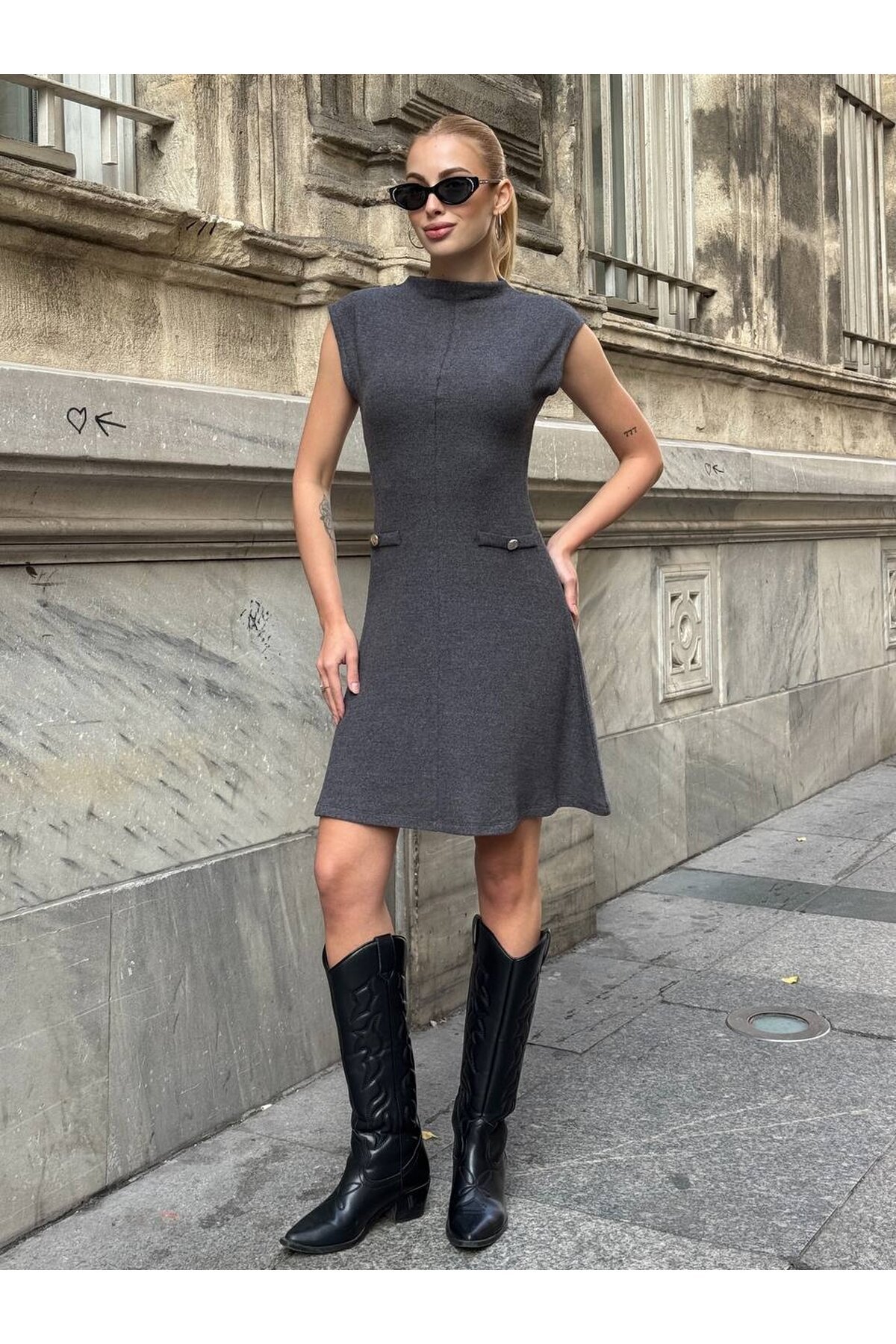 Triko Kumaş Kolsuz Elbise Gri