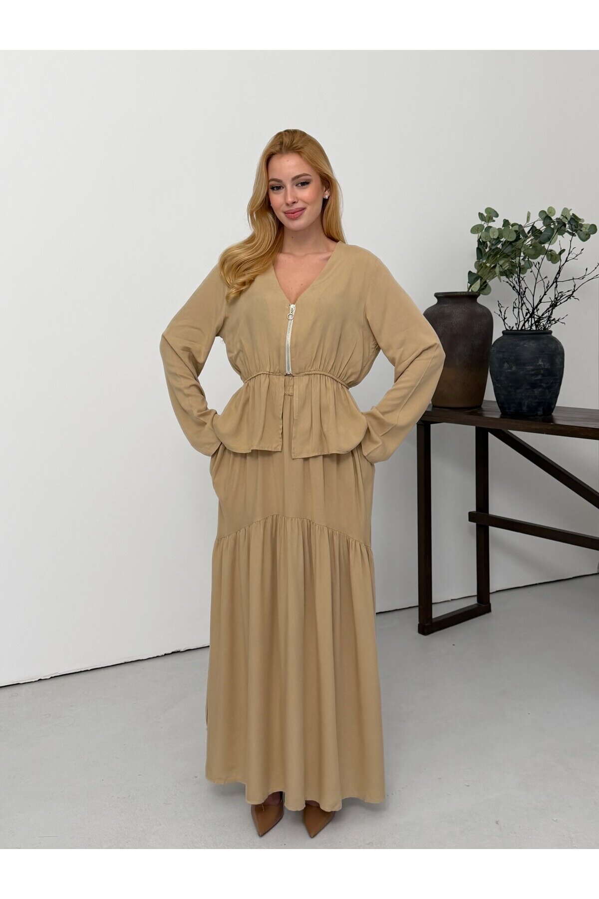 Viskon Kumaş Fermuar Detaylı Alt Üst Takım Bej