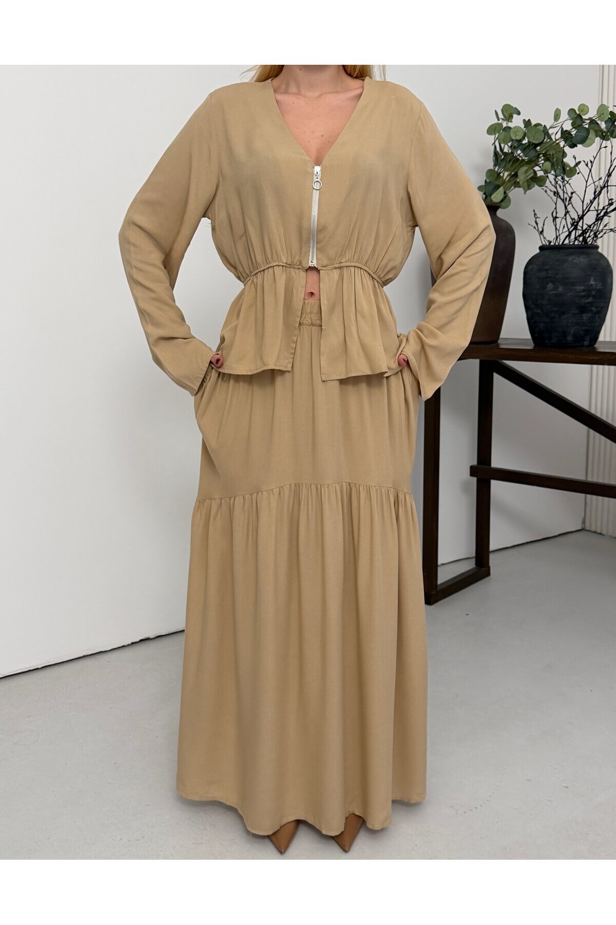 Viskon Kumaş Fermuar Detaylı Alt Üst Takım Bej