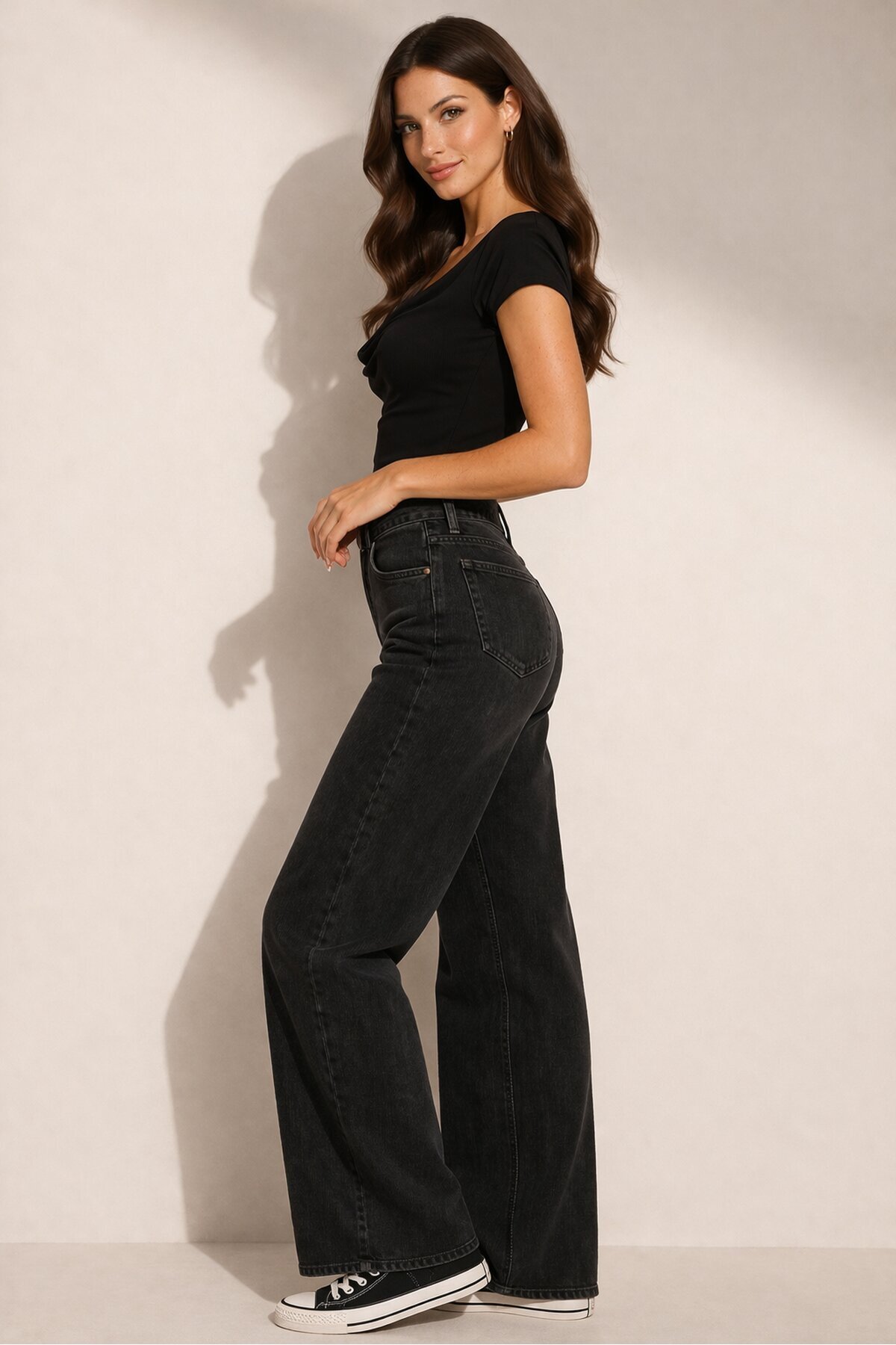 Degaje Yaka Modal Kumaş Bluz – Yumuşak Dokulu, Şık ve Rahat