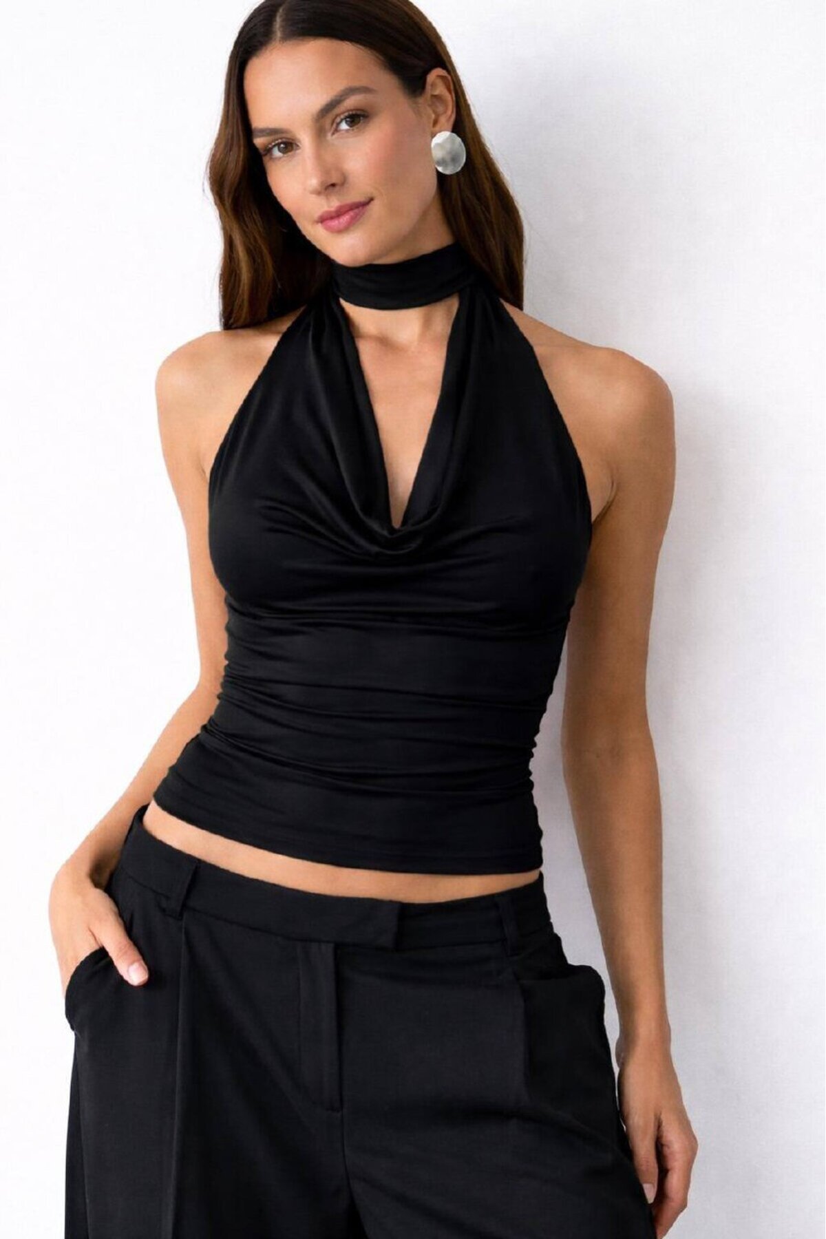 Kadın Halter Yaka Bluz Drapeli – Kayık Yaka, Esnek Kumaş, Fit Kesim Şık Bluz