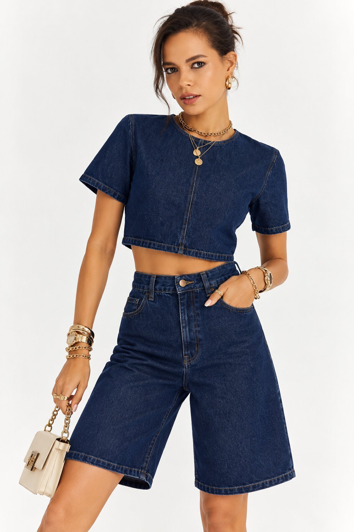 Kadın Lacivert Denim Crop Üst ve Yüksek Bel Bermuda Şort İkili Takım