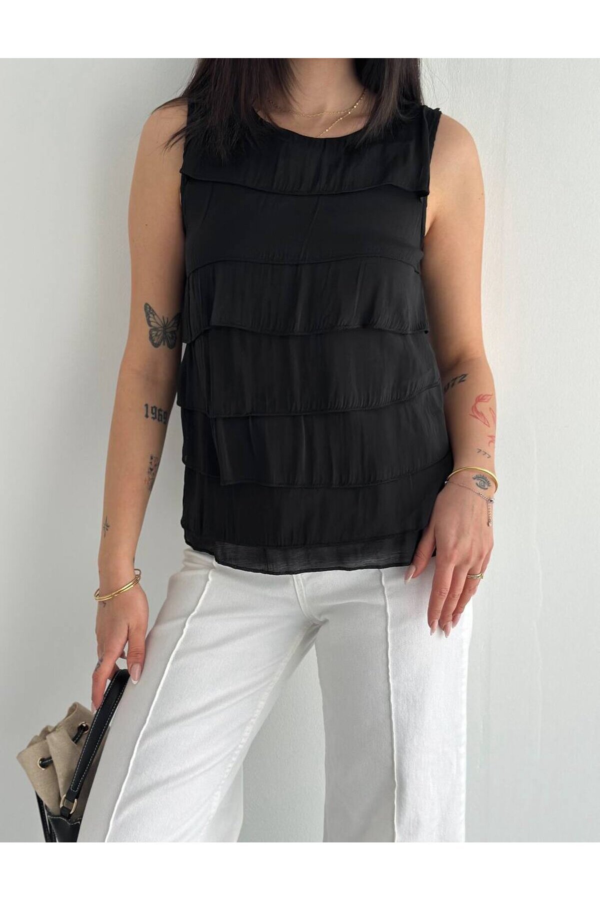 Kat Kat Fırfırlı Kolsuz Bluz – Şık & Feminen Yazlık Kadın Üst