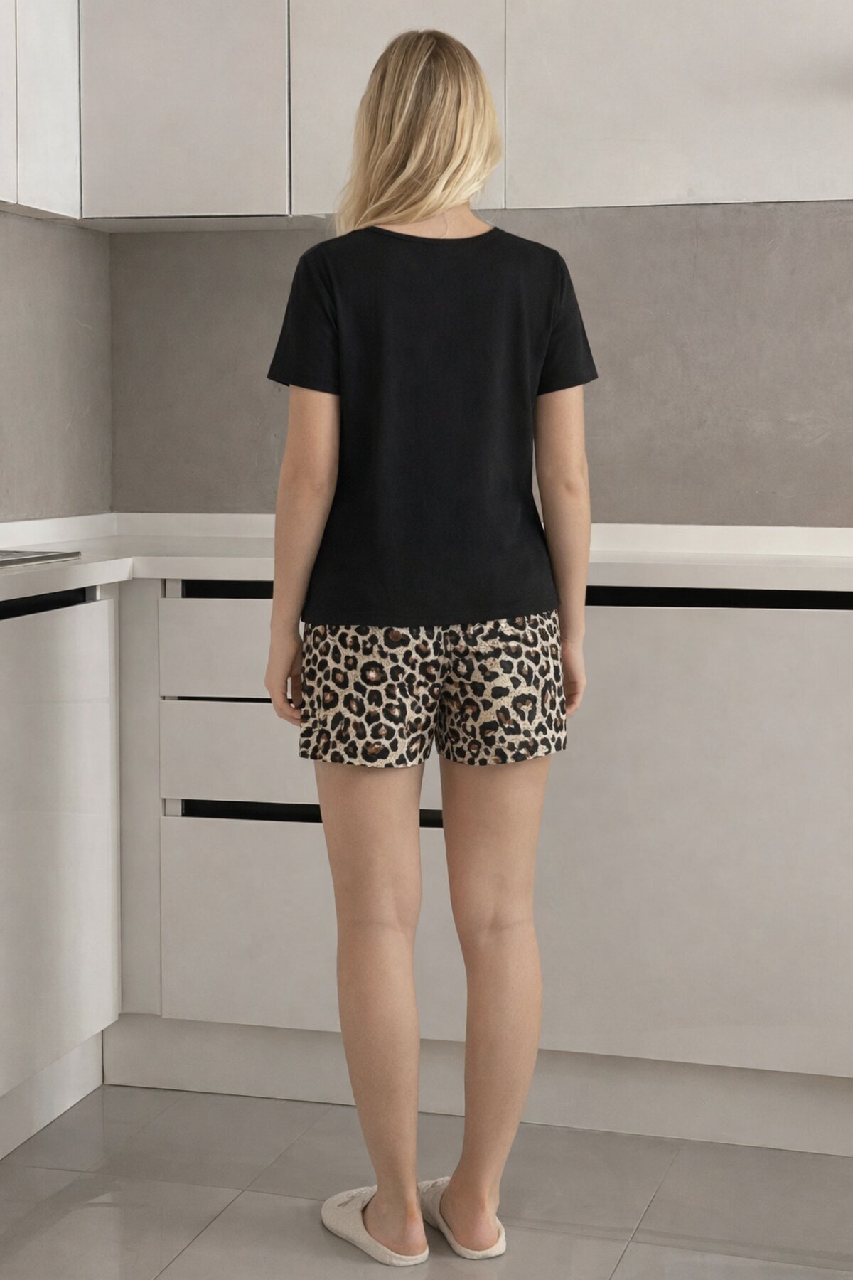 Kısa Kollu Rahat Kesim Pijama Takımı