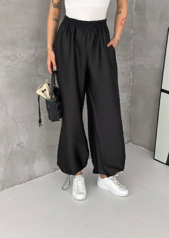 Saten Dokulu Lastik Paça Detaylı Yüksek Bel Bol Pantolon