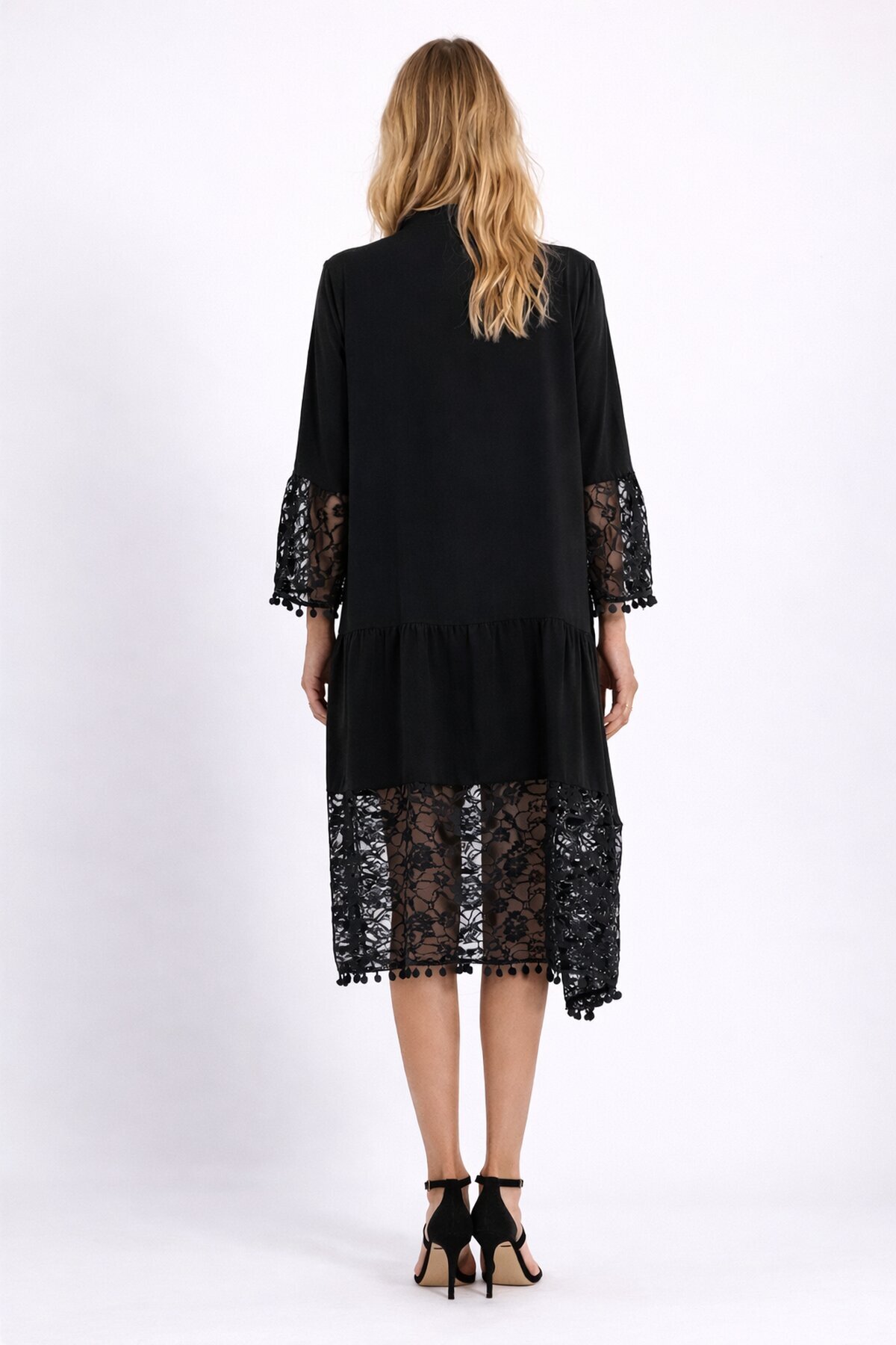 Siyah Hakim Yaka Düğmeli Tül Detaylı Viskon Elbise