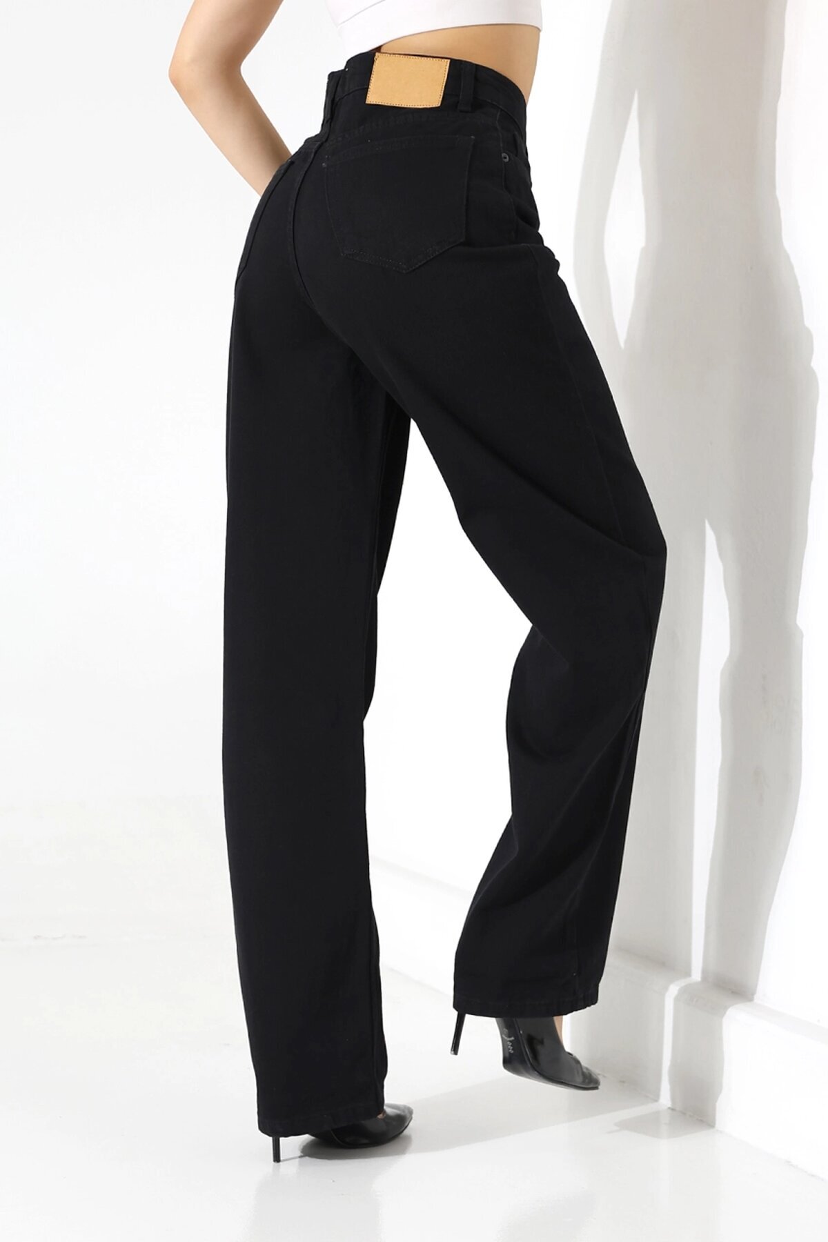 Yüksek Bel Düz Paça Siyah Pantolon