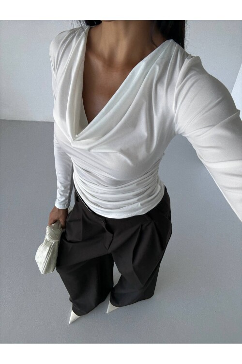 Degaje Yaka Bluz Beyaz