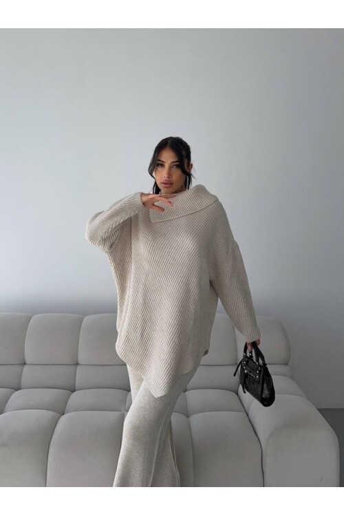 Şal Yaka Triko Takım