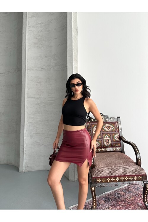 Yırtmaçlı Bordo Mini Deri Etek