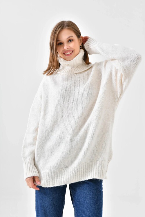 Kadın Balıkçı Yaka Kaşkorse Oversize Triko Tunik