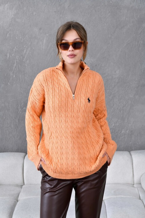 Kadın Dik Yaka Fermuar Detay Saç Örgü Triko Kazak