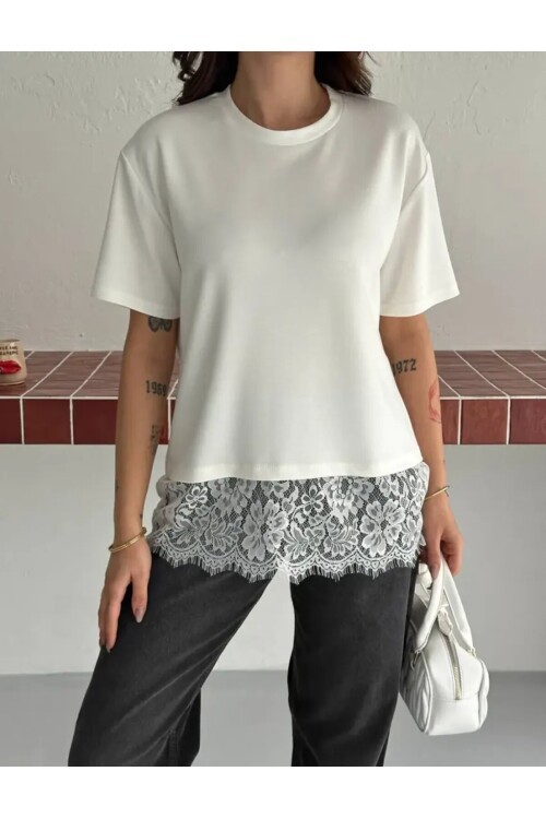 Kadın Eteği Dantel Detay T-shirt Beyaz