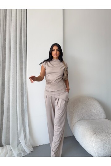Asimetrik Bluz ve Pantalon Takım Bej