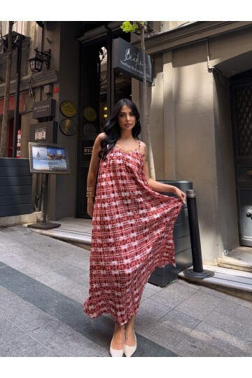 Askılı Yakası Halka Detay Maxi Elbise