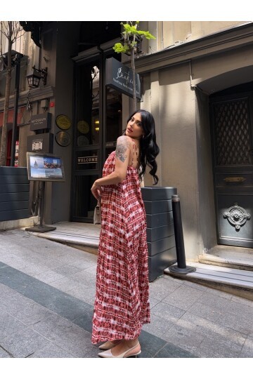 Askılı Yakası Halka Detay Maxi Elbise