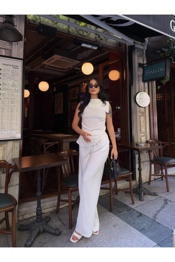 Beyaz Pantalon Asimetrik Bluz Keten Takım