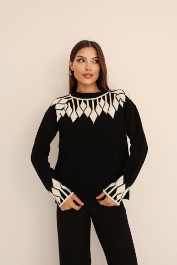 Bisiklet Yaka Desenli Triko Kazak Siyah