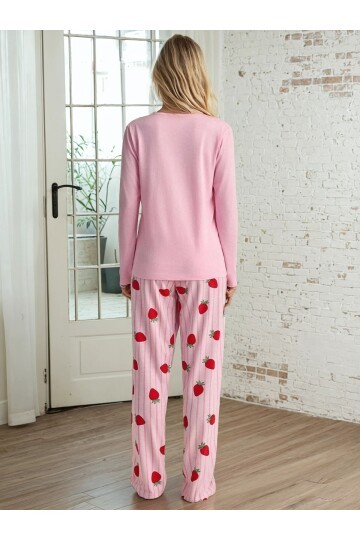 Çilek Baskılı Uzun Kollu Pijama Takımı