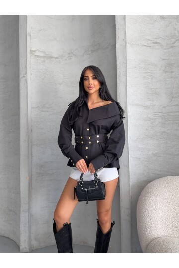 Çıtçıtlı Kemerli Siyah Gömlek