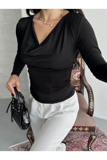 Degaje Yaka Bluz Siyah