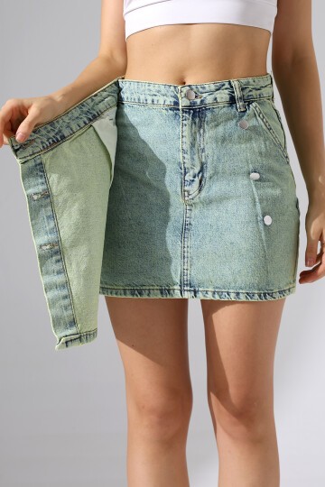 Düğme Detaylı Jean Mini Etek – Açık Mavi