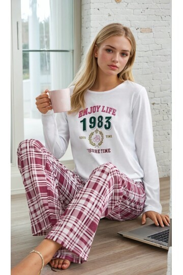 Ekose Desen Yazı Baskılı Uzun Kol Pijama Takımı