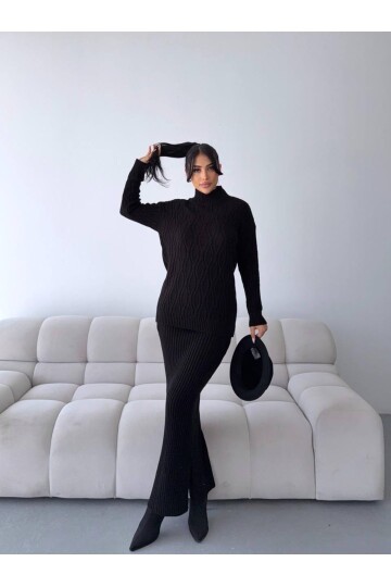 Etek ve Kazak Triko Takım