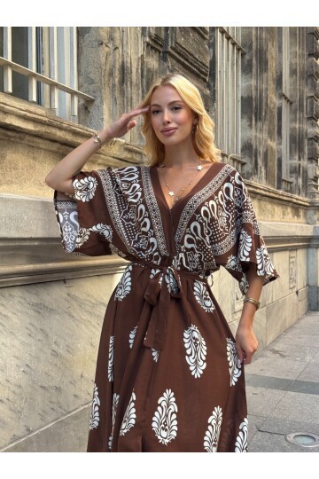 Etnik Desenli Kuşaklı V Yaka Maxi Elbise