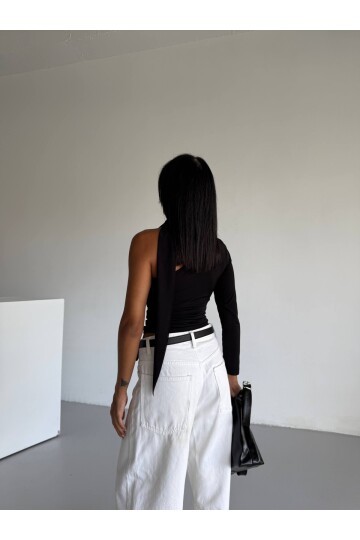 Fular Detaylı Tek Kol Bluz Siyah