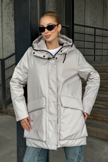 Geniş Cepli Kapüşonlu Uzun Mont