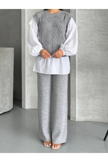 Gömlek Detaylı Triko Takım