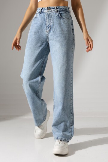 Kadın Açık Mavi Relaxed Fit Jean