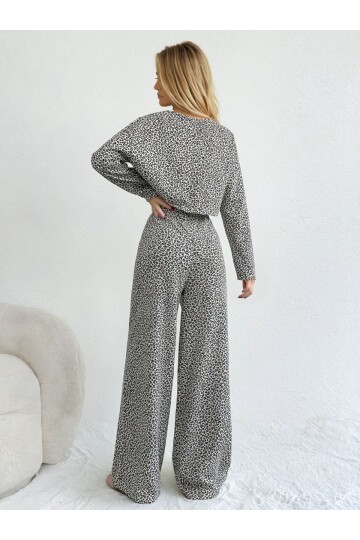 Leopar Desen Uzun Kol Pijama Takımı