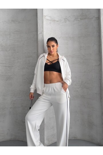 Modal Kumaş Şerit Detaylı Takım Beyaz