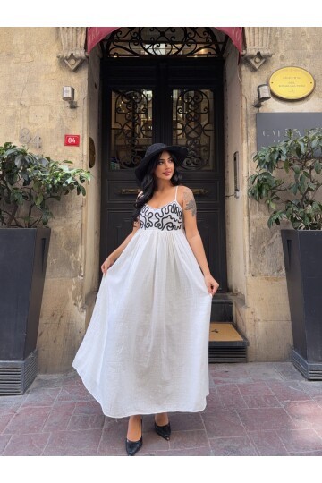 Nakış Detaylı Keten Astarlı Elbise