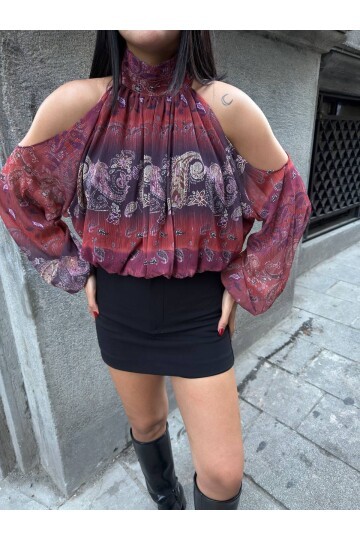 Omuz Açık Bel Detay Bluz