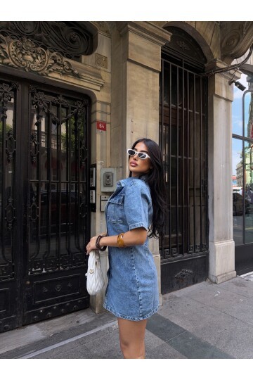 Önü Düğmeli Cepli Mavi Jean Elbise