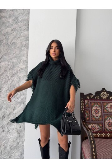 Püskül Detay Yeşil Triko Panço